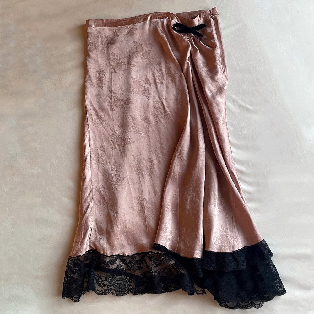 Moschino Vintage 00s Pink Lace Midi Skirt with Velvet Bow
